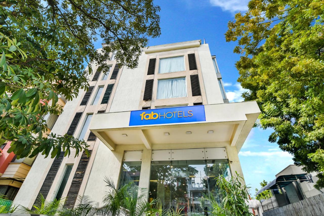 Fabhotel Prime Sage 뉴델리 외부 사진