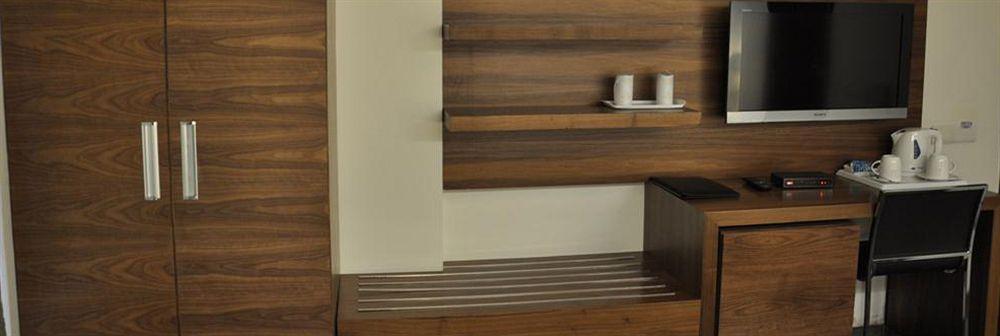 Fabhotel Prime Sage 뉴델리 외부 사진